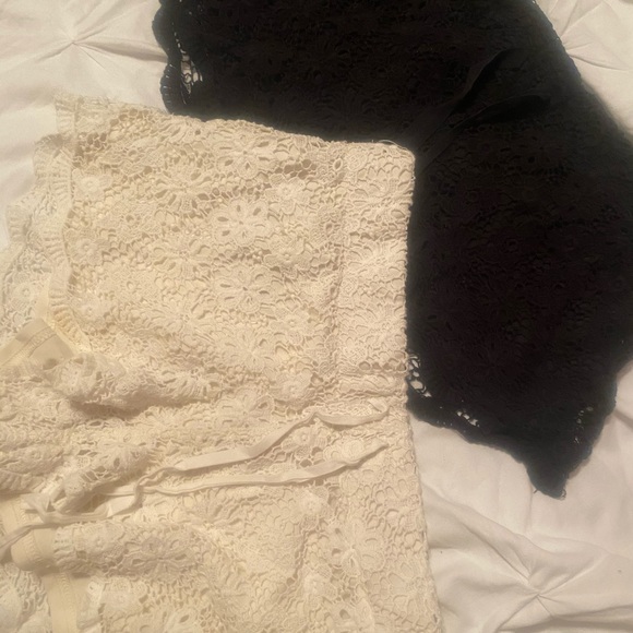 Shorts - Picture 3 of 3